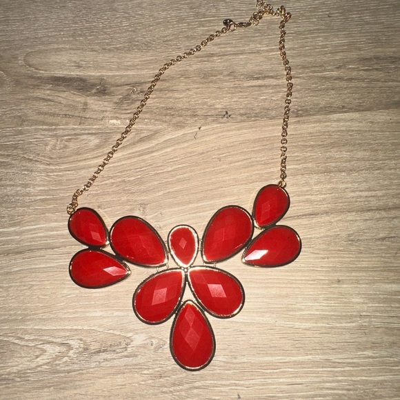 Red and gold chunky statement necklace - Picture 1 of 2